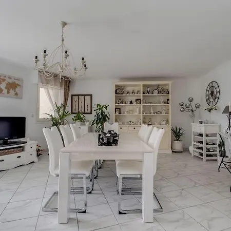 Tosca Spacieux 4pers Et A Pieds Ideal Appartement Fréjus