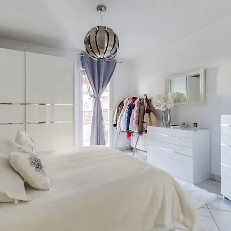 Tosca Spacieux 4pers Et A Pieds Ideal Appartement Fréjus